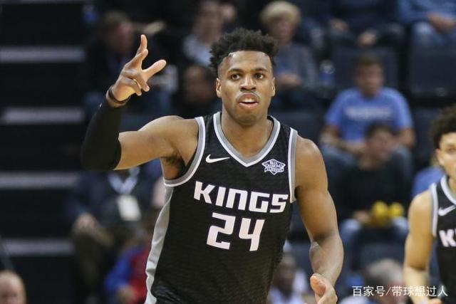 火箭力克公牛7连胜 利拉德30+12雄鹿险胜篮网