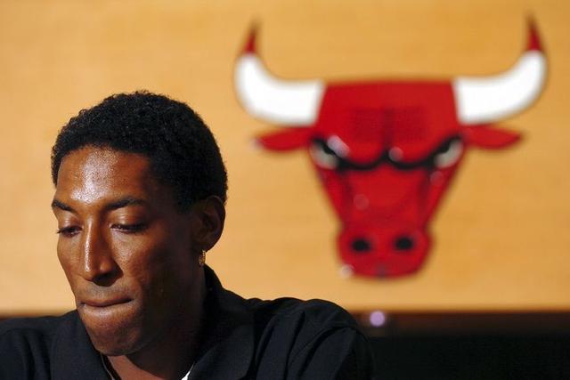 赵继伟12+8辽宁胜深圳 邹雨宸17+10北控胜同曦